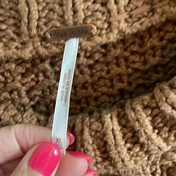 Free People Cutting Edge Cable Pullover | CAMEL - Picture 6 of 9